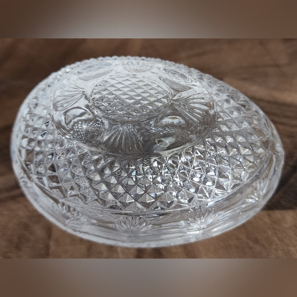 Vintage Fostoria Crystal Egg for Avon - Picture 4 of 8